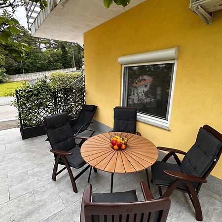 Riad Apartments Згорнье-Шкофье Экстерьер фото